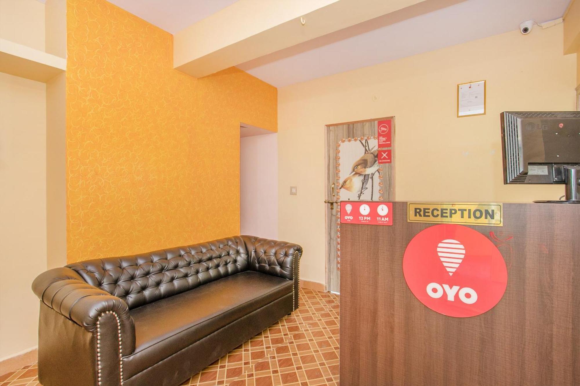 OYO Flagship 11419 Surya Residency Hotel Dod Jala Bagian luar foto